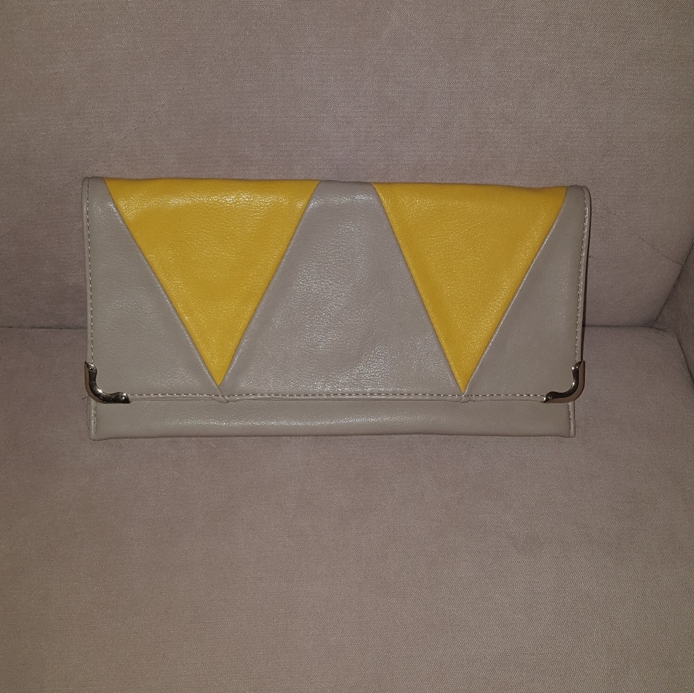 Street Level Yellow & Grey Clutch w/ Gold Strap
